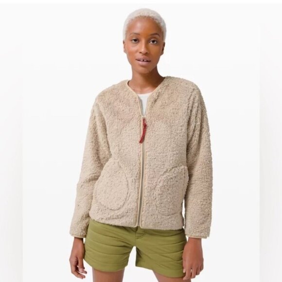 Lululemon Women Oh So Sherpa Full Zip Cozy Beige/Tan Sherpa Jacket Size 12 NWT - Picture 2 of 12
